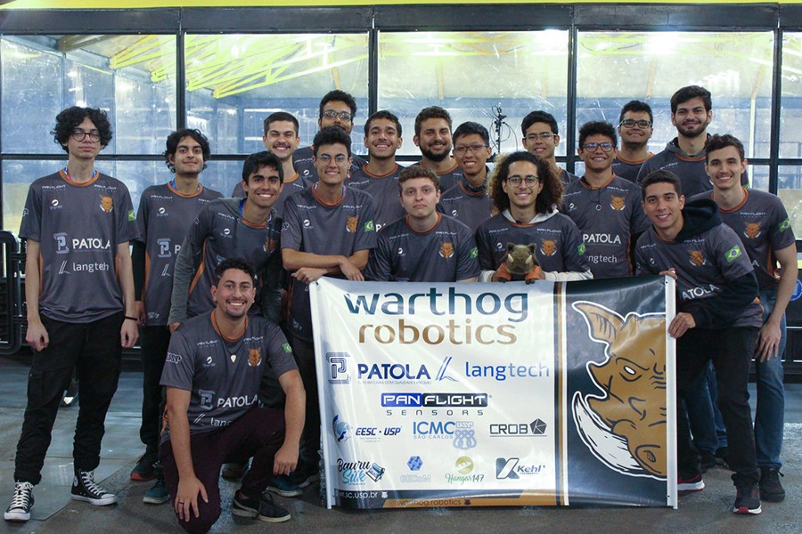 Futebol de mini robôs: grupo da USP São Carlos é campeão brasileiro