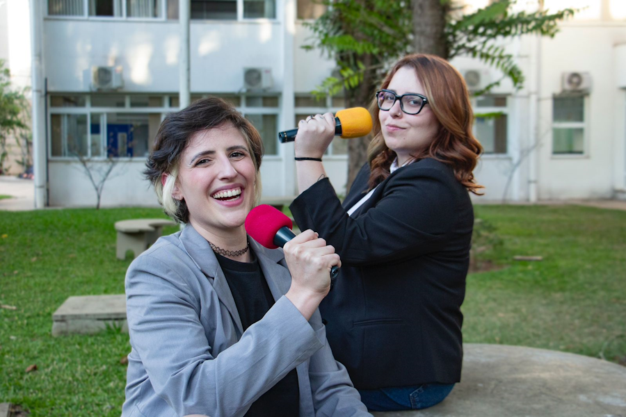 Alunas da USP São Carlos aproximam público de temas científicos em podcast