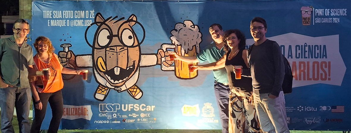Dez anos na capital da tecnologia: a trajetória do festival Pint of Science no Brasil